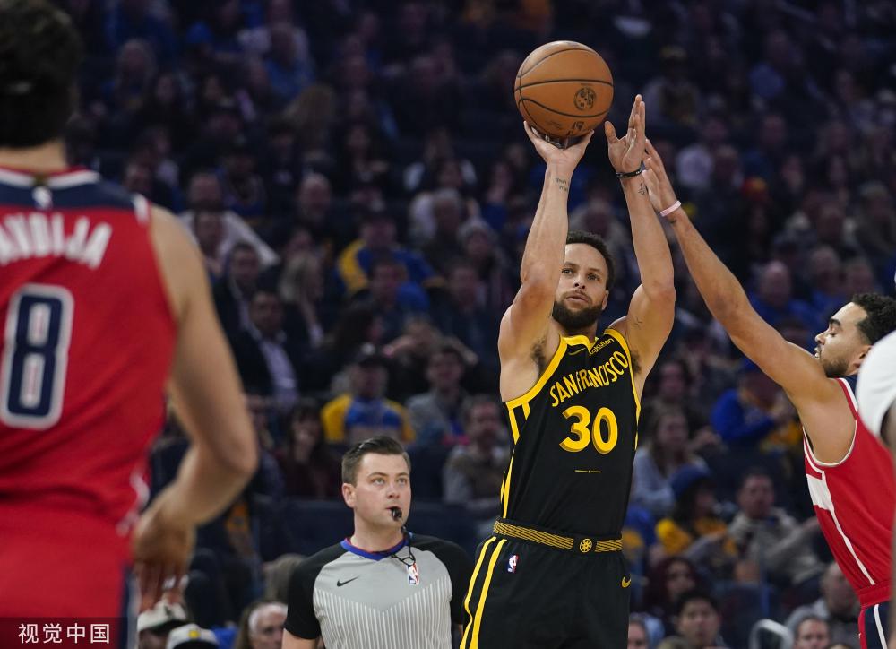 遭受伤病困 遭受伤病困