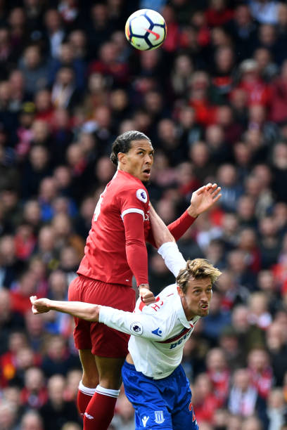 阿隆索在他 阿隆索在他